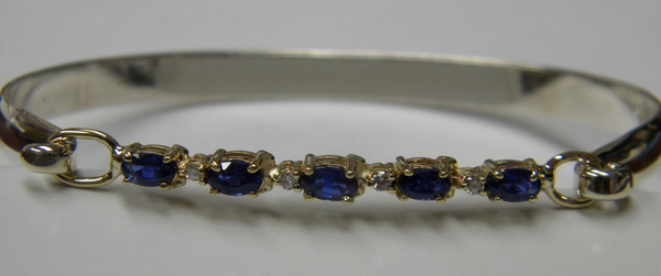 A well-loved gold and gemstone bracelet 2019-oct22-14 A well-loved gold and gemstone bracelet 2019-oct22-14